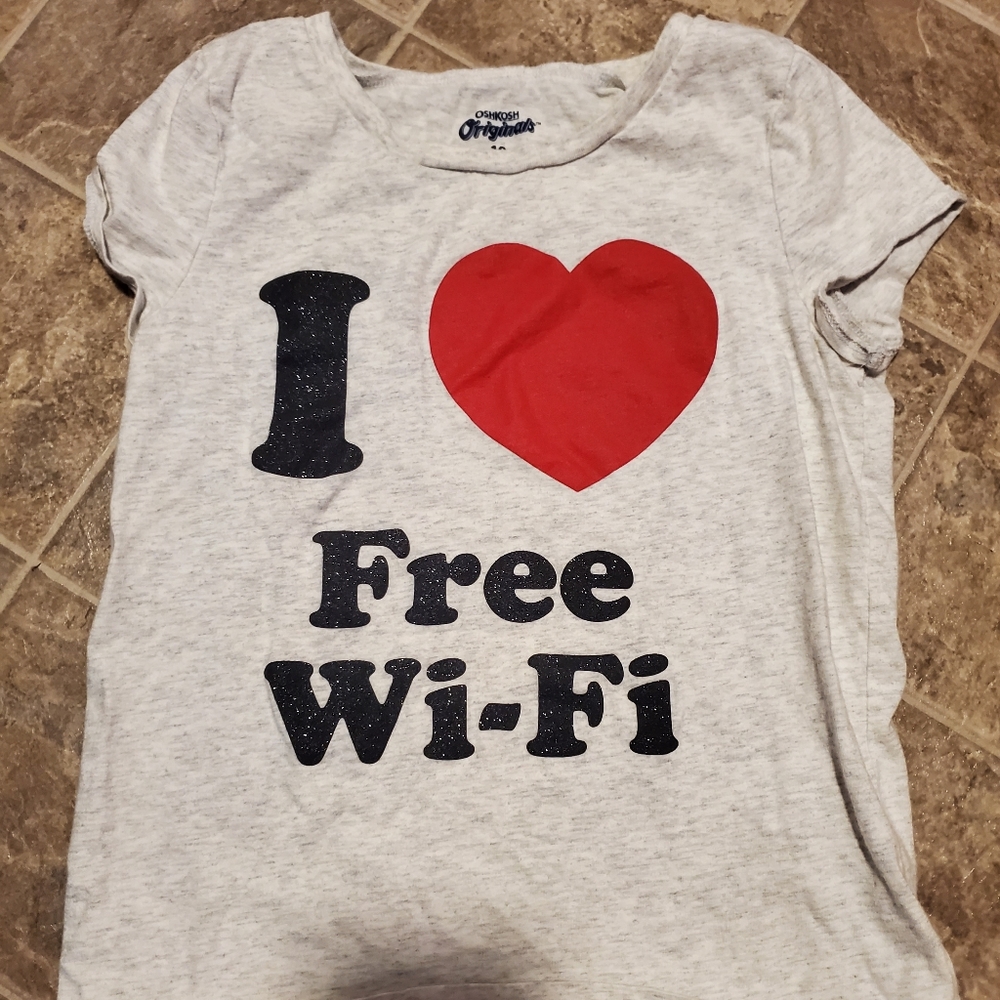 Girls Oshkosh brand SS Top size 10!!